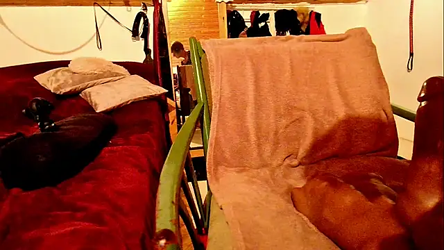 Hot_Colettte live sex cam