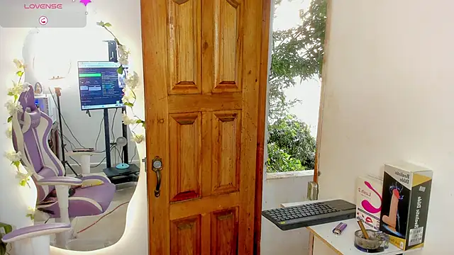 sofia_gold_ live sex cam