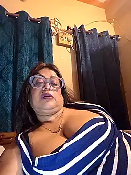 Hot_Queen77 live sex cam