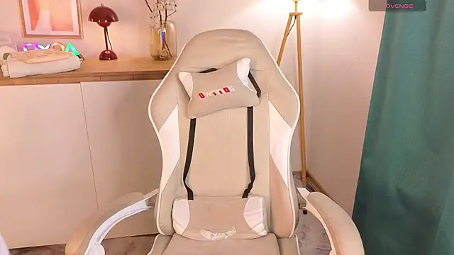 crisp1n live sex cam