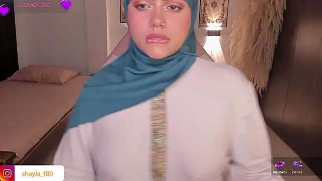 shayla_18 live sex cam
