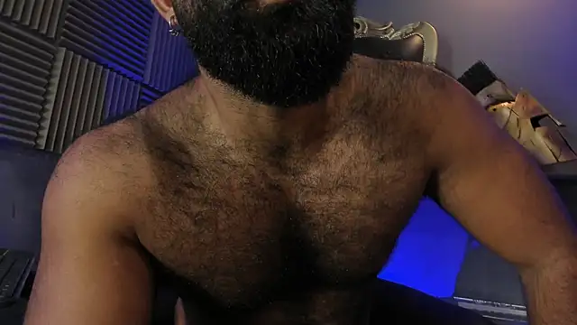 BeardAndrew live sex cam