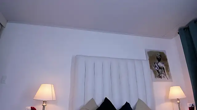 Violet_queen20 live sex cam