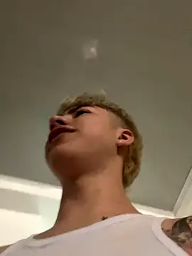 AlexanderCollman live sex cam