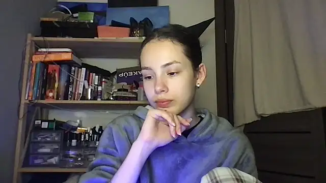 Yuna5343 live sex cam