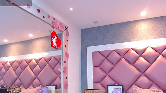 Thegreatonelady live sex cam