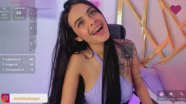ChloeHarper_ live sex cam