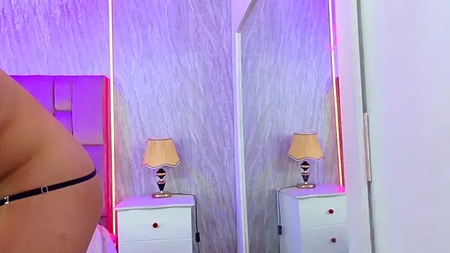 AmberrRosee live sex cam