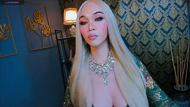 ThaliaWintour live sex cam