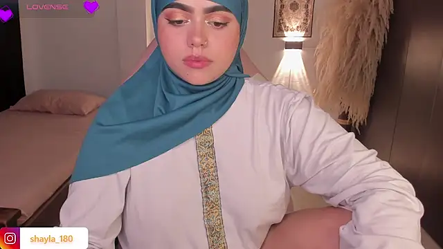 shayla_18 live sex cam