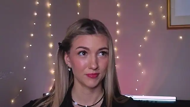 BeatrixGummer live sex cam