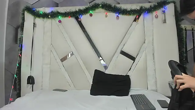 Sarahwalkerr live sex cam