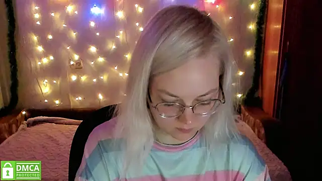 HoneyDazzle live sex cam