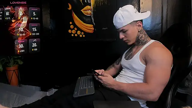 SalvatoreDmore live sex cam