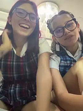 l0lita_sweet live sex cam