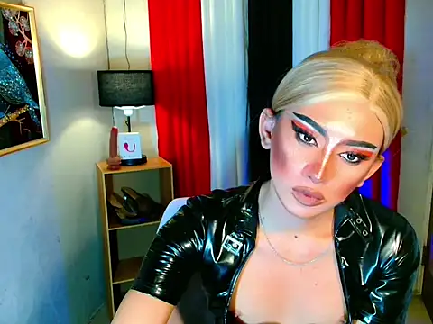 HOLLYWOOD_QUEEN_88 live sex cam