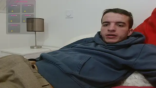 Tombgy07 live sex cam