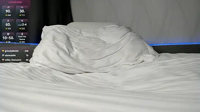 Ayla_Mark live sex cam