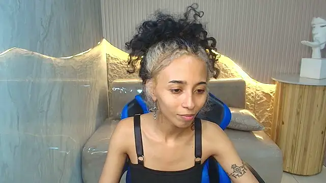 Agnis_ink_r live sex cam