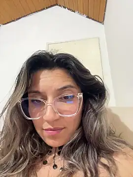 Isabella_Varella live sex cam