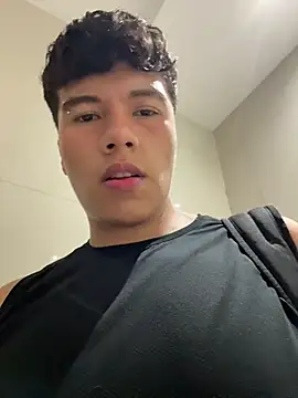 Logan_smith1 live sex cam