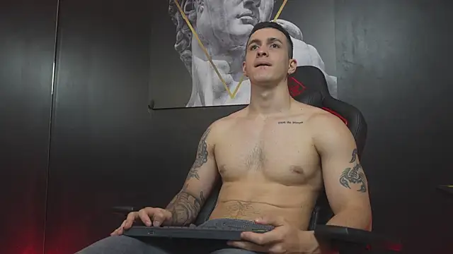 JacksonOlsenn live sex cam