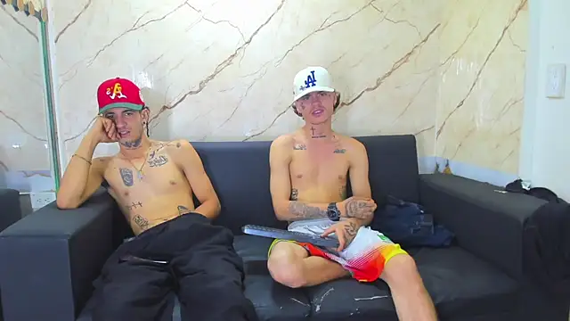 Kevinperlas live sex cam