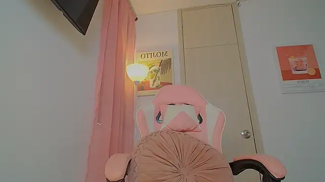 emmily_forev3r live sex cam