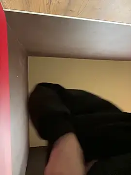 MaryHiggins live sex cam