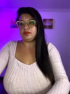 MiiaaJoness live sex cam
