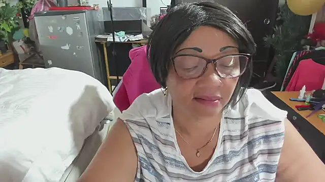 Mrs_mommy_ live sex cam