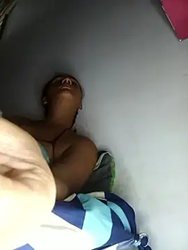 Andreita_95 live sex cam