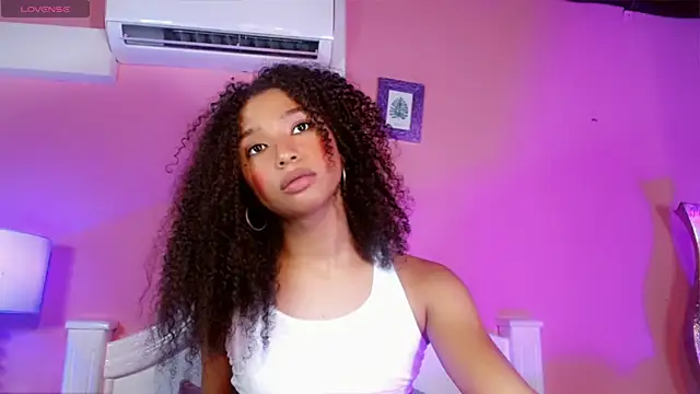 _IsabellaRousse live sex cam