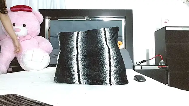 Selin_Emikaty live sex cam