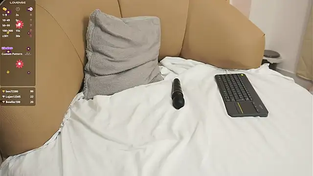 Camilaperson live sex cam