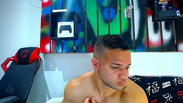 hugo_19cm live sex cam