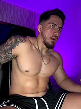 Brad_Summer live sex cam