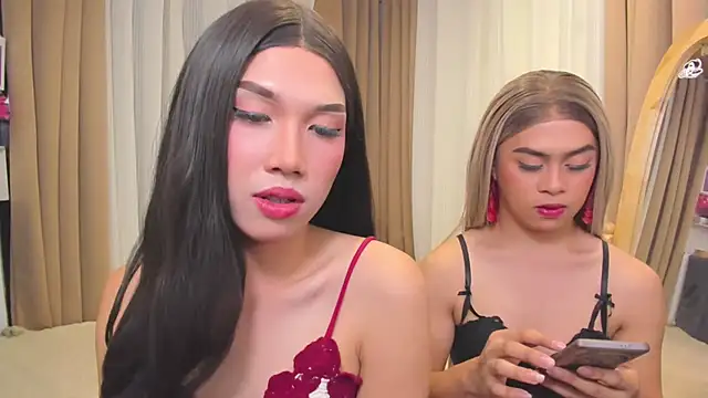 MaxCollins live sex cam