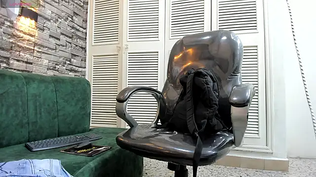 DamiBright live sex cam