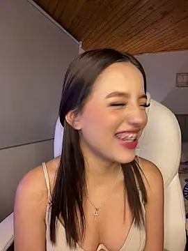 Sofia18_pinkk live sex cam