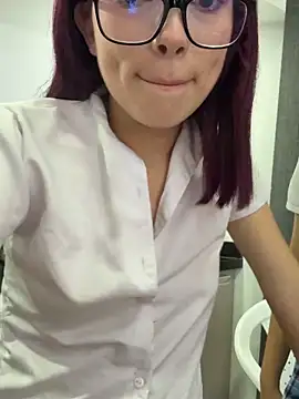 l0lita_sweet live sex cam