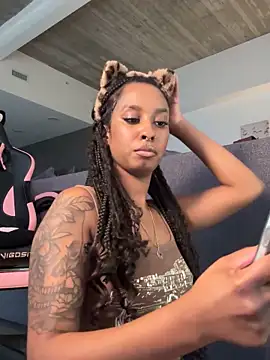 Your_Paris live sex cam