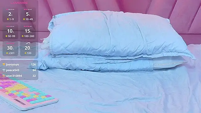 hornybarelylegalgirl live sex cam