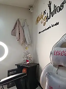 Yaumiko live sex cam