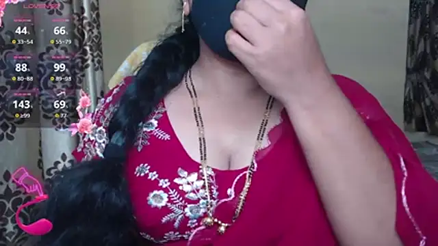 Anusha-09 live sex cam