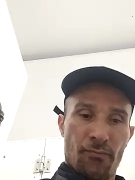 Nacho18hot live sex cam