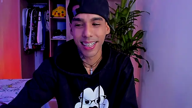 Damianwhite live sex cam