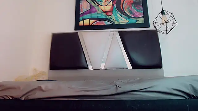 hilary_rodriguez live sex cam