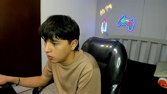 StiwenTwink live sex cam