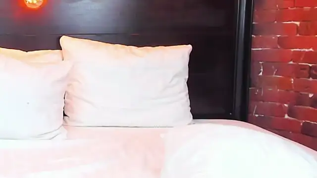 ChristynaRoss live sex cam